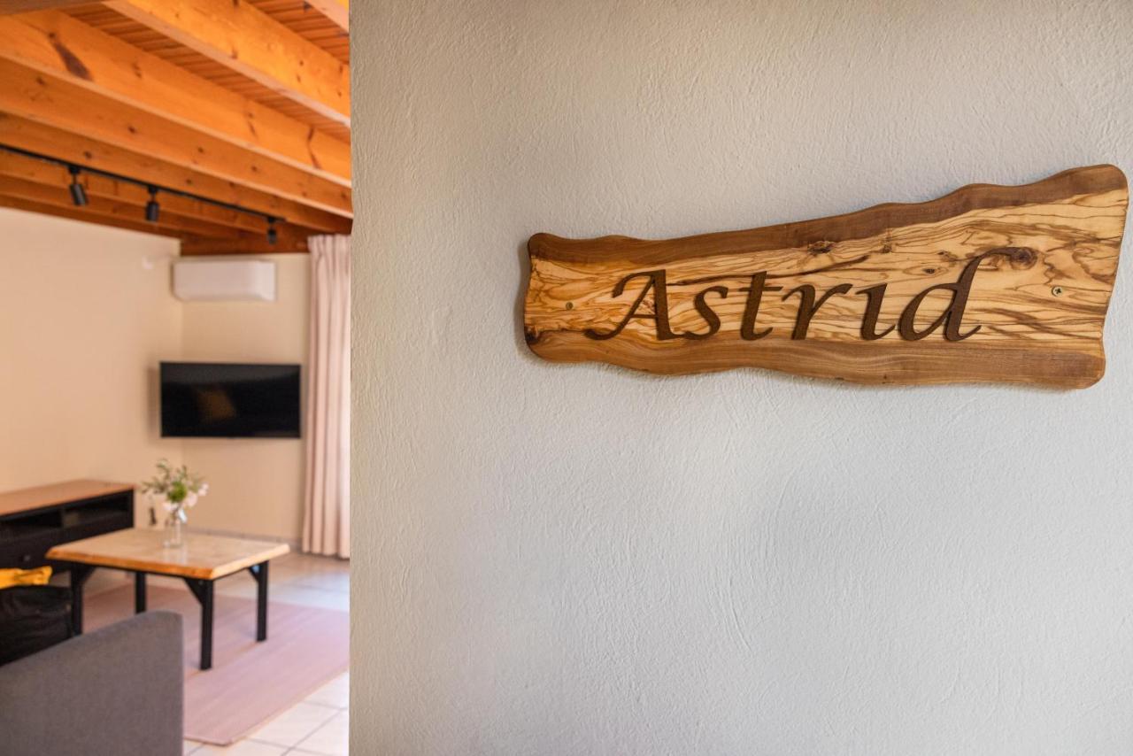 Apartment Astrid Кокари Екстериор снимка